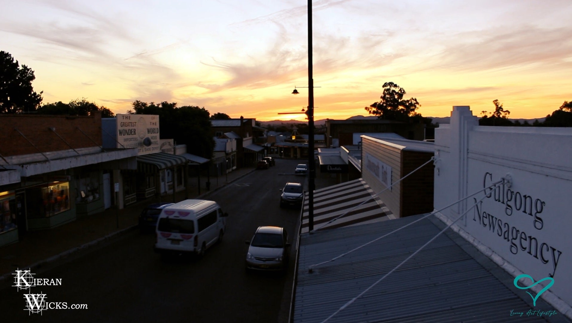 ONE TOWN AT A TIME EP 4 SCREENSHOT 23 - GULGONG NSW MAYNE STREET THE GREATEST WONDER OF THE WORLD COLONIAL BOOT DEPOT STORE 