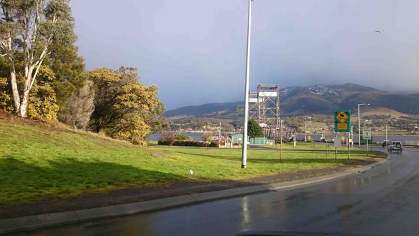 Bridge crossing the Derwent on Midlands Highway north of Hobart