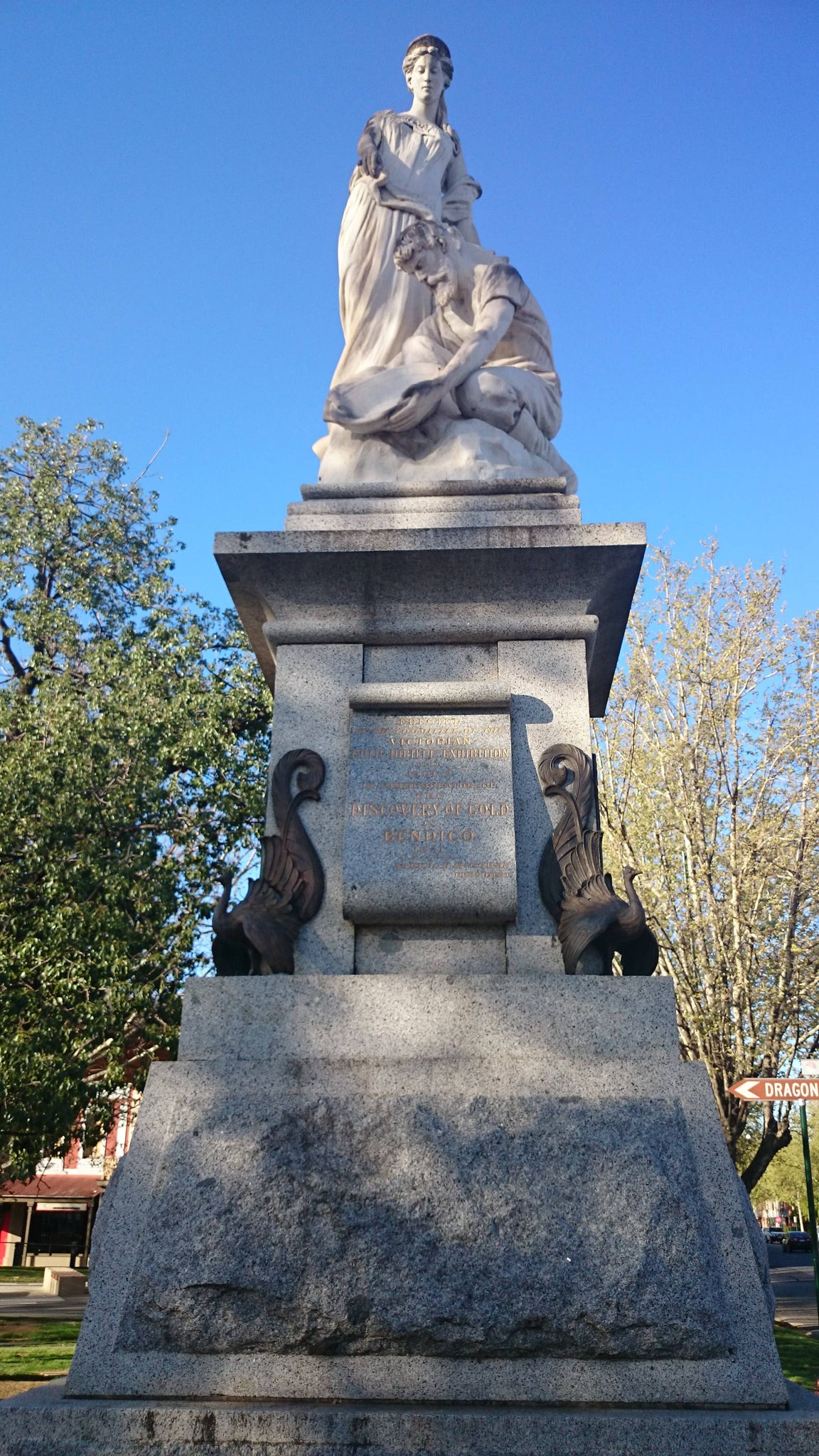 Discovery of Gold Commemorative Stone statue Bendigo Victoria  By Kieran Wicks c2014 Victoria Living Art Lifestyle