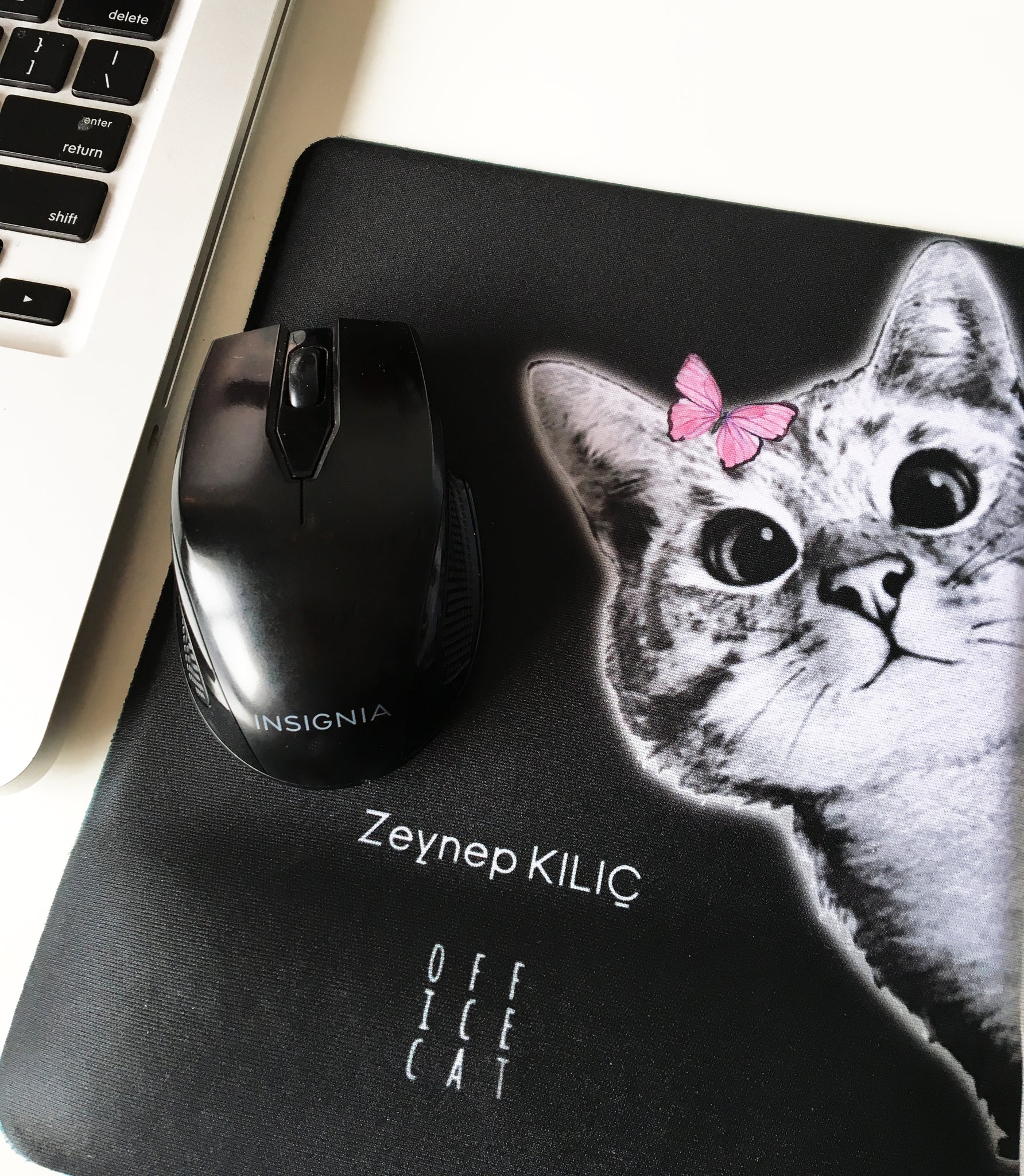 Meraklı Kedi Bilek Destekli Mousepad Siyah officekup