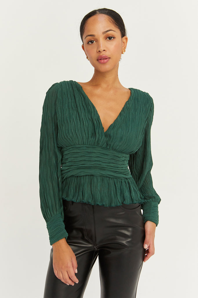 Chic Women’s Tops | Free Shipping on $75+ Orders | Crescent