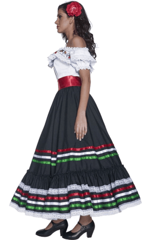 casual mexican outfit