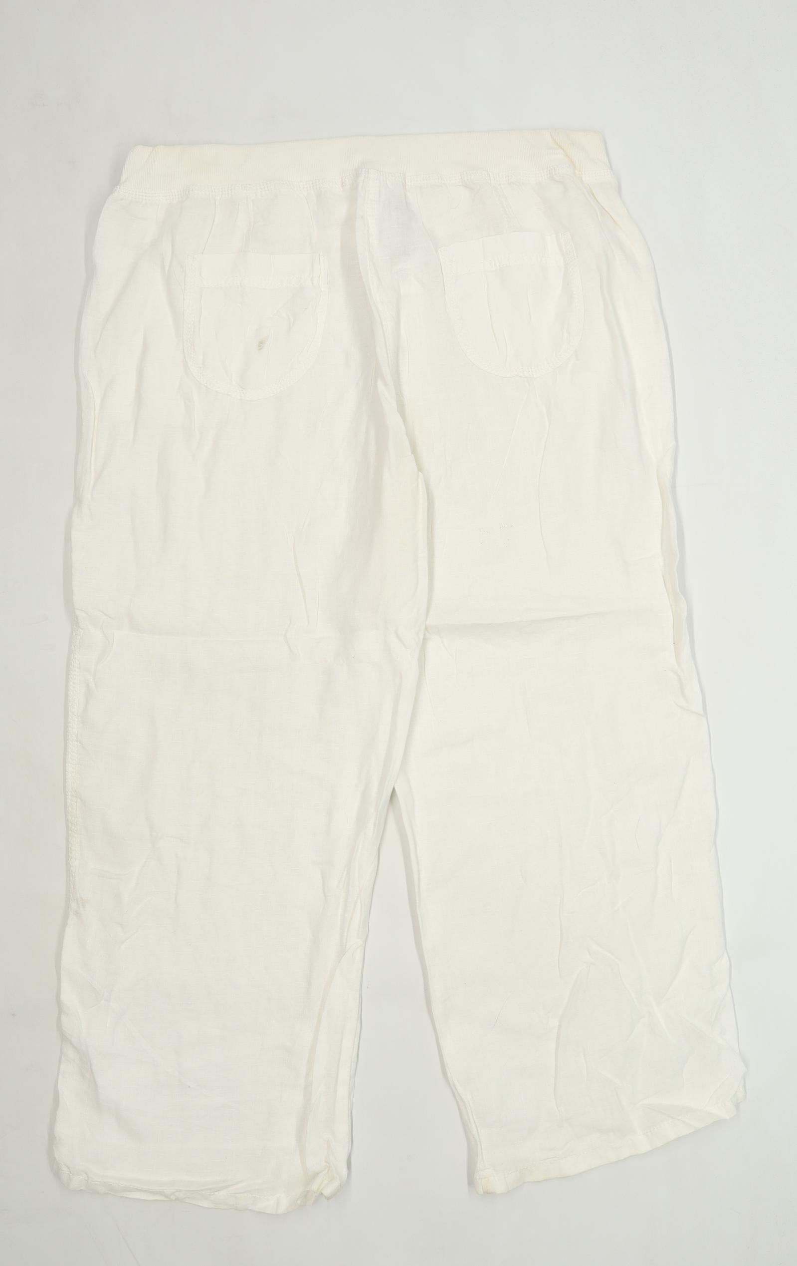 Buy Marks  Spencer Women White Slim Fit Solid Regular Cropped Trousers  online  Looksgudin