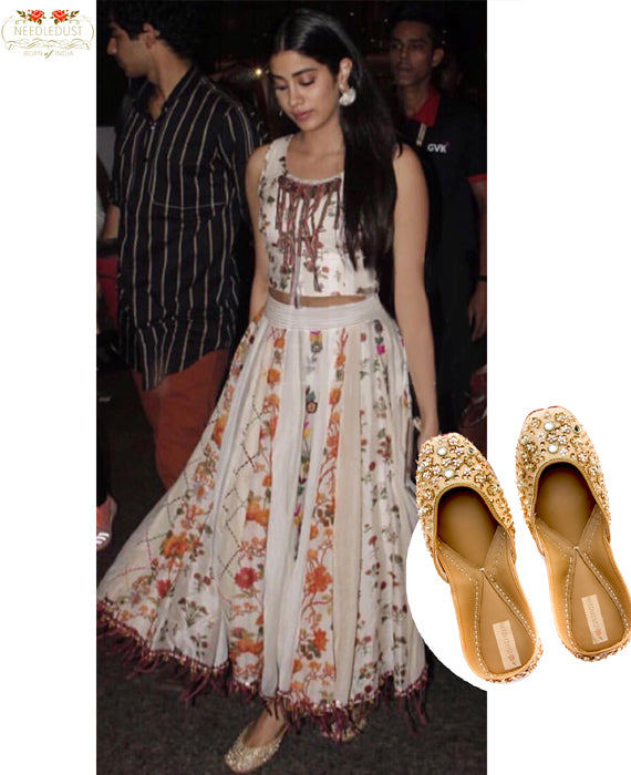 Janhvi Kapoor IN NEEDLEDUST JUTTI