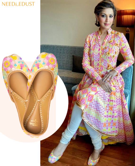 Sonali Bendre IN NEEDLEDUST JUTTI