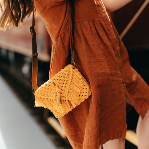 macrame handbag in the yellow color "mustard"