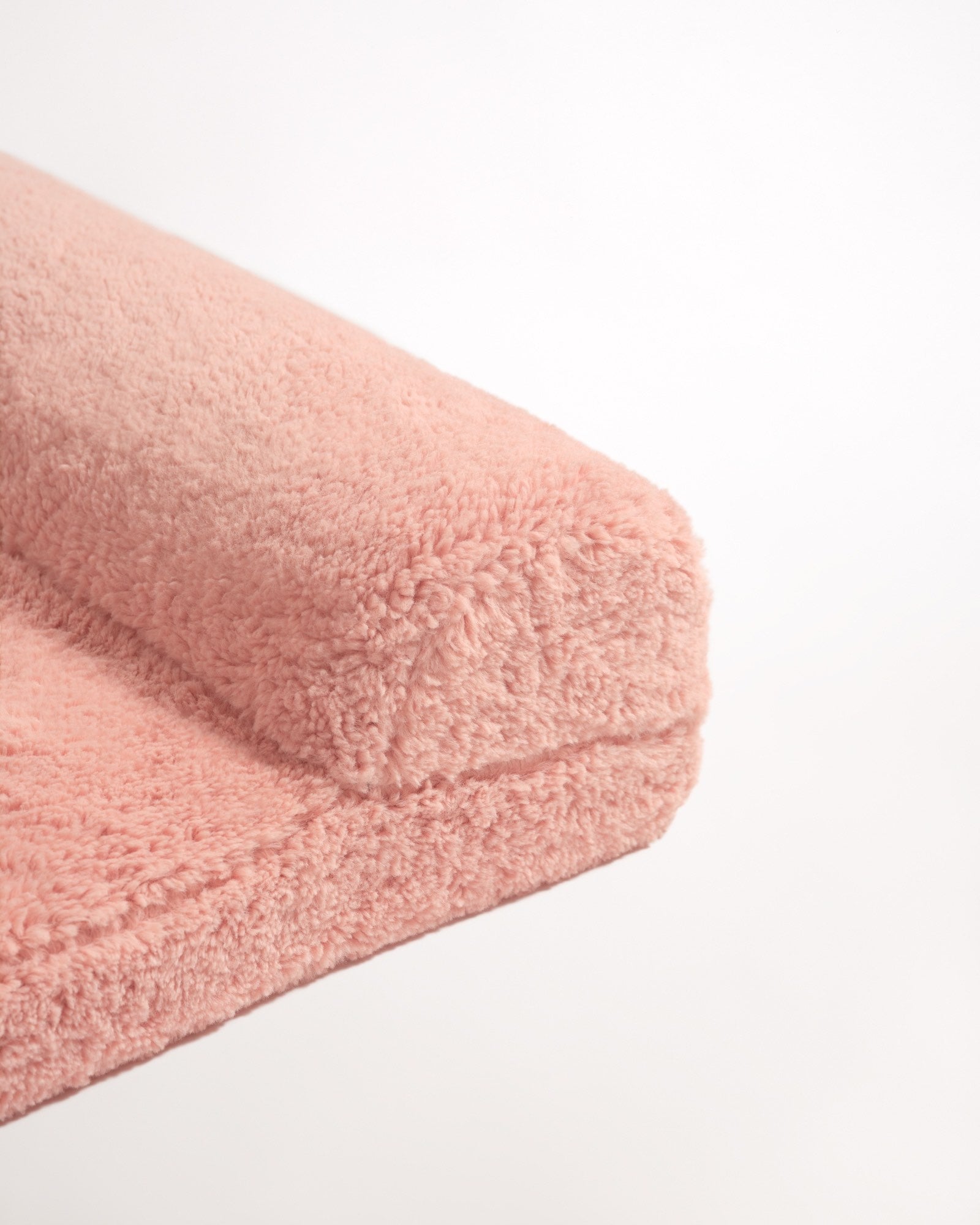 Faux Fur Pet Bed - Rose