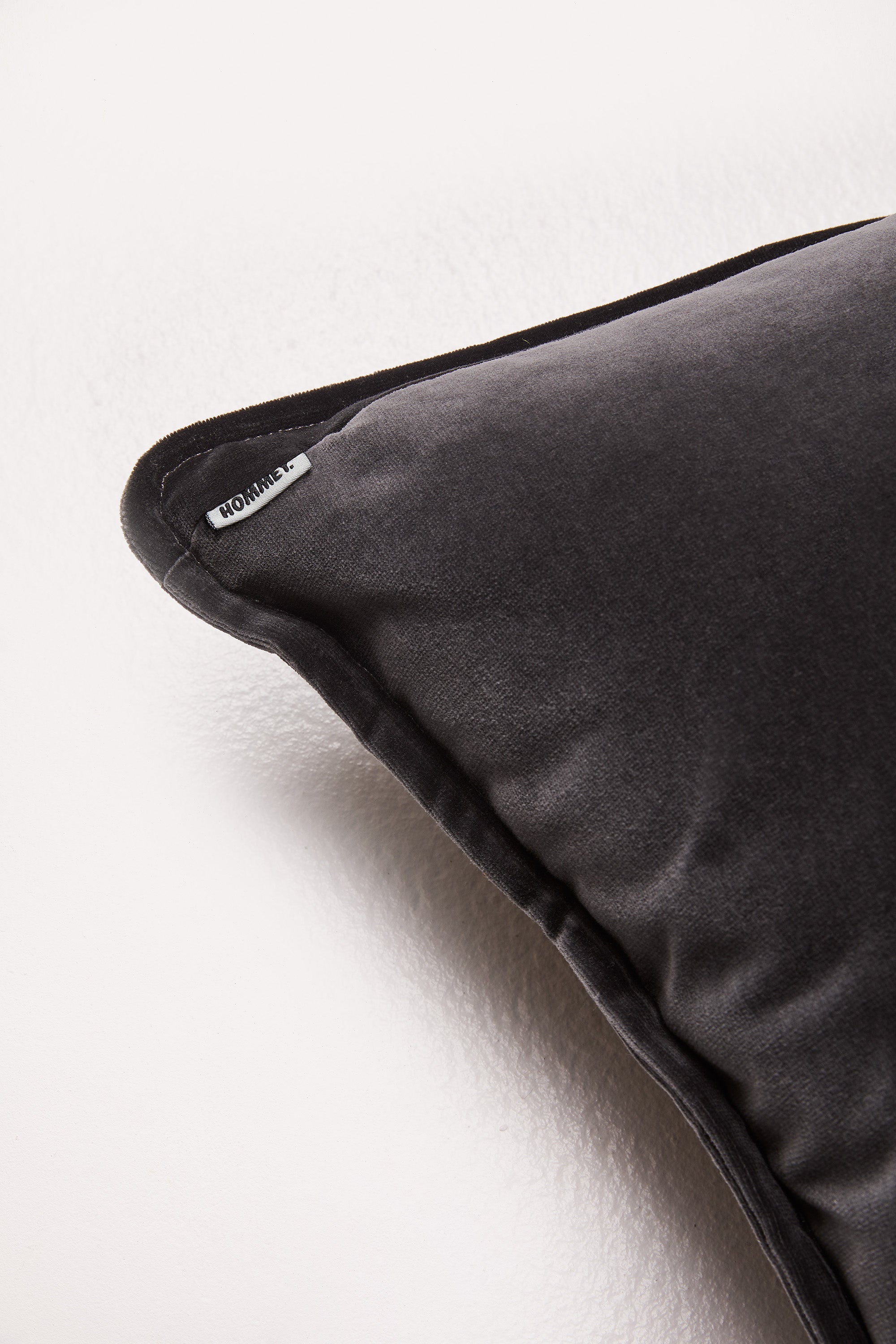 Lumbar Velvet - Graphite Cushion