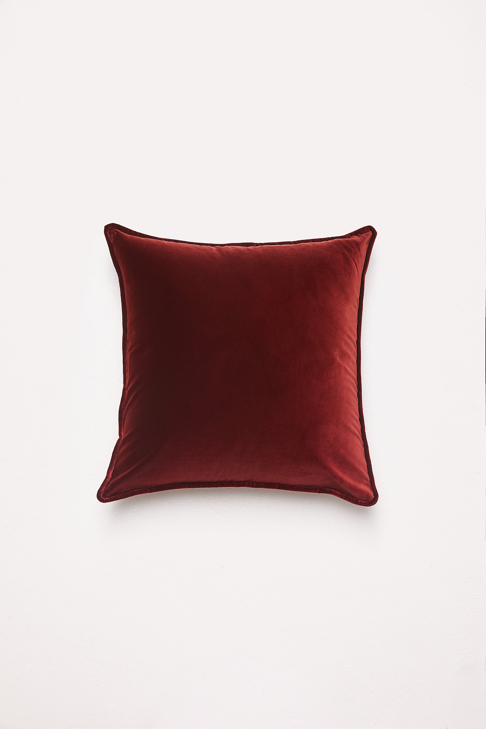 Big Velvet - Cognac Cushion