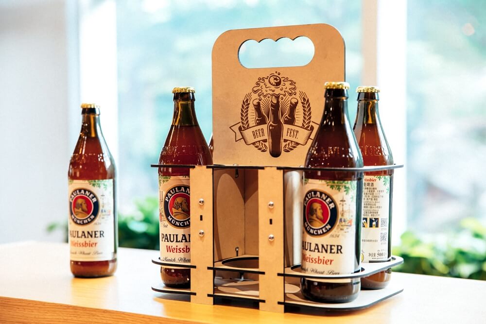 small woodworking projects that sell - wooden beer caddy