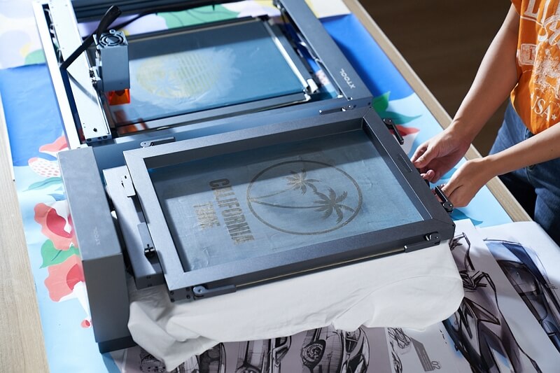 Screen Printing Vs Sublimation: Which is Better? - xTool