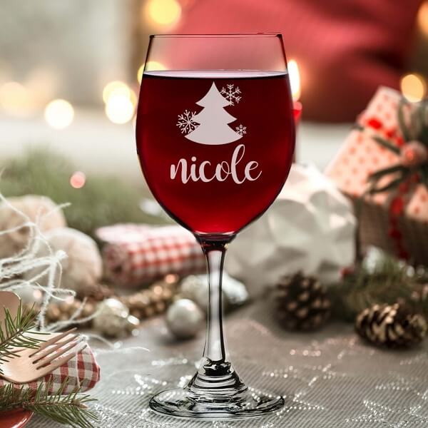 engraved christmas gifts - engraved wine glasses
