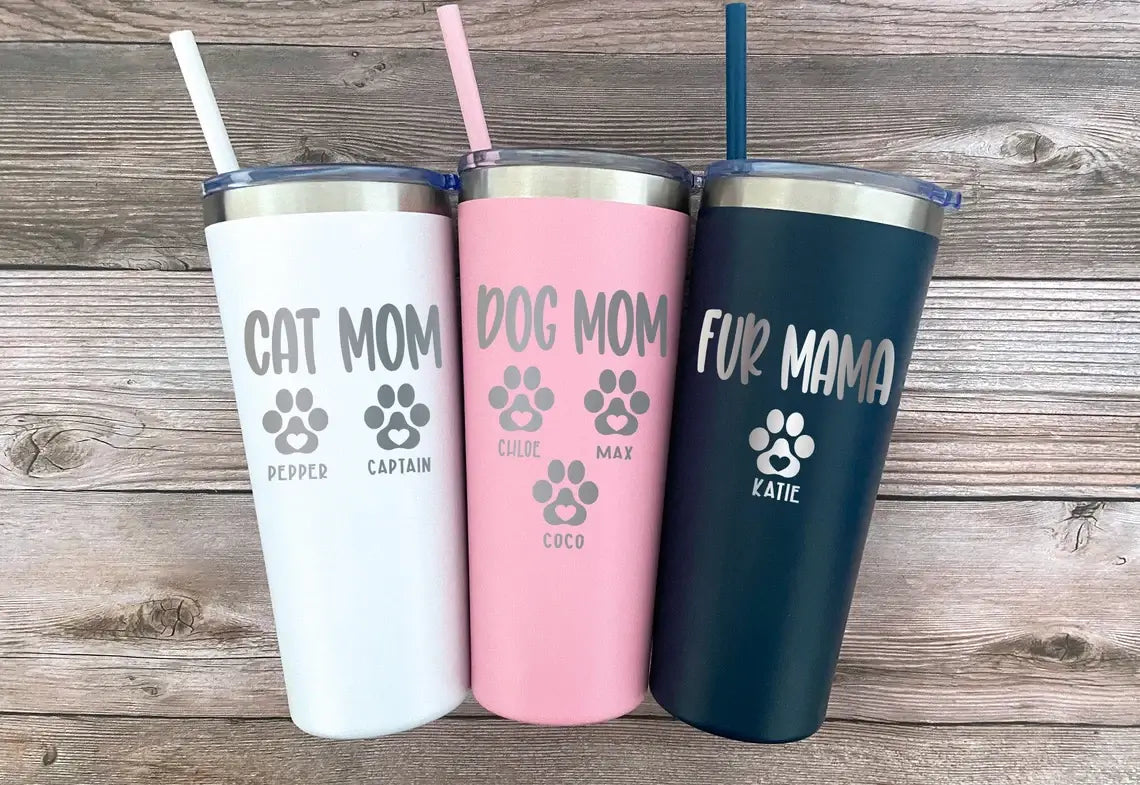 Christmas gifts for dog lovers: personalized dog mum tumblers