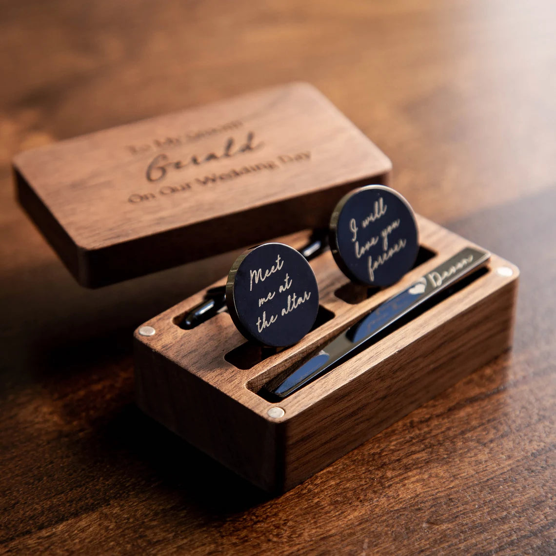 engraved gifts for men - engraved cufflinks