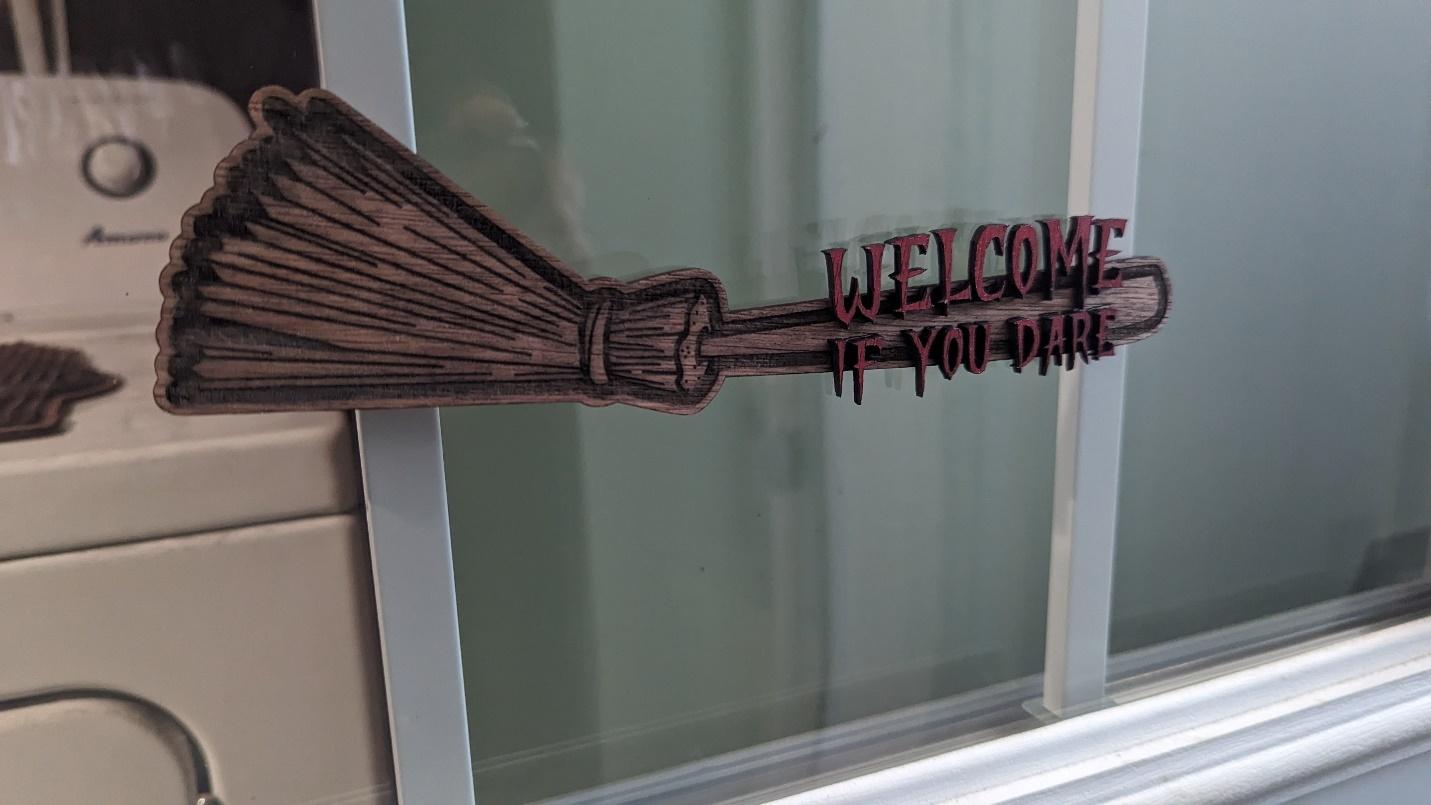 halloween craft ideas: scary welcome sign