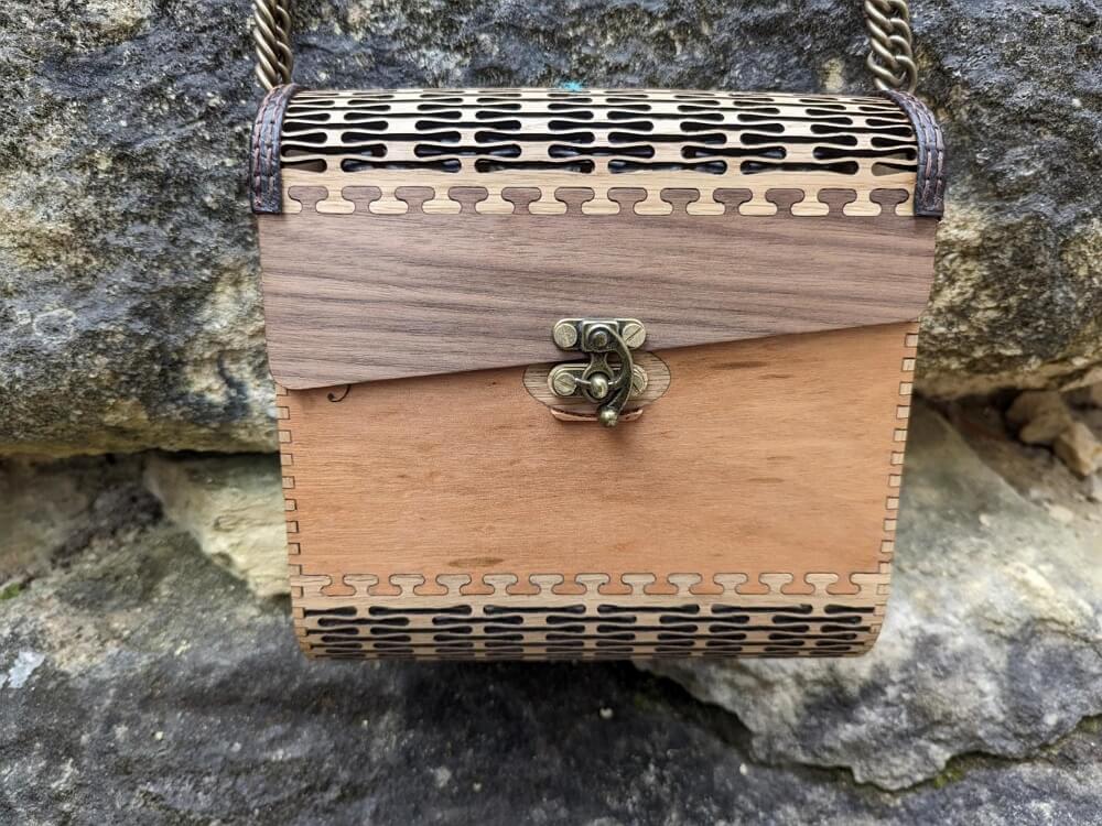 beginner woodworking projects: handbags