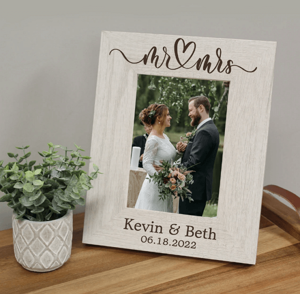engraved wedding gifts - engraved wedding picture frame