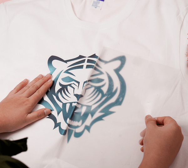 how to print on t shirts: peel off the protective film