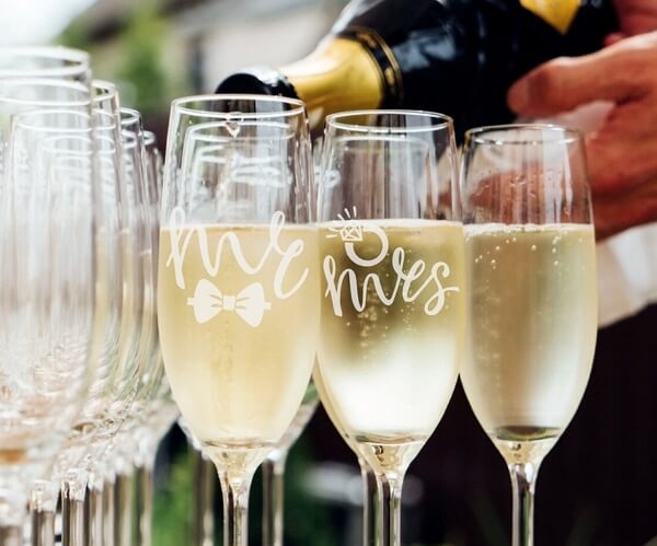 laser engraving ideas - personalized champagne flute