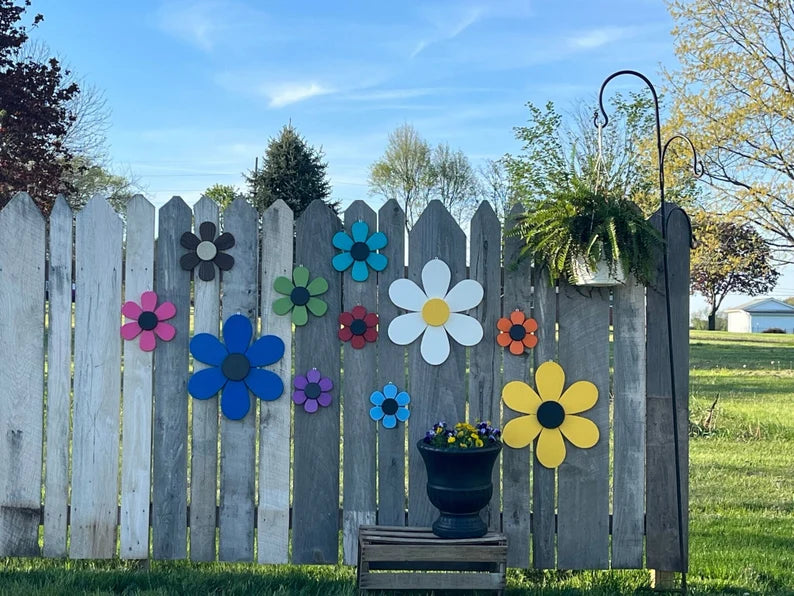 diy garden projects - welcome fence sign