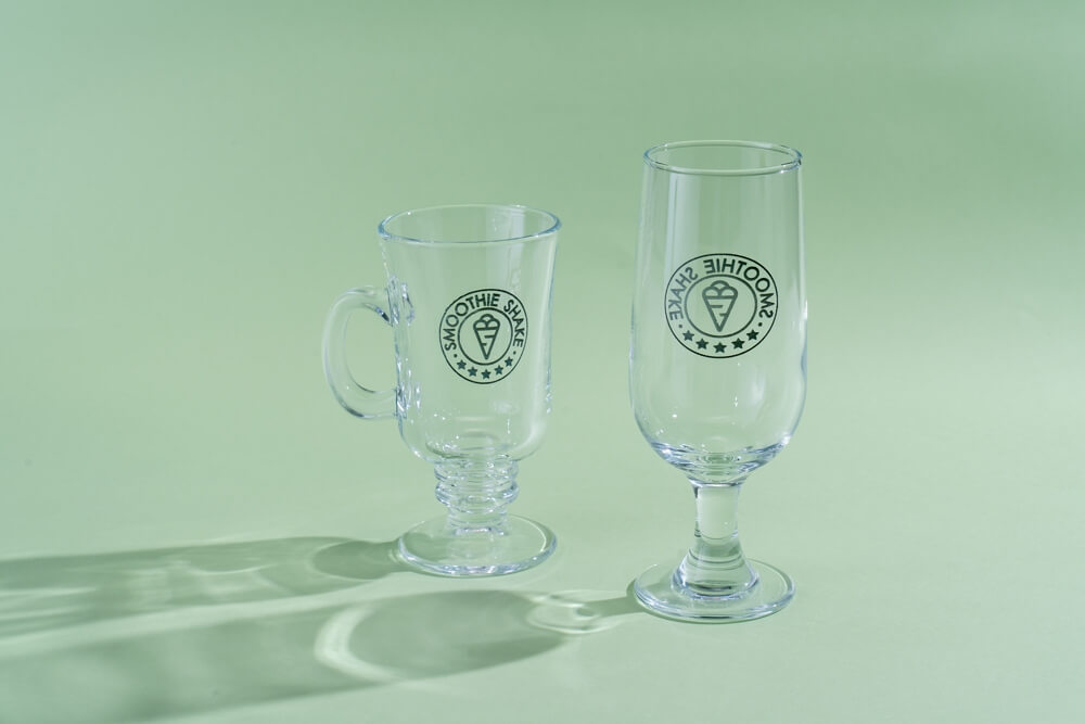 2 White Wine Glass Set - Design: HH2 - Everything Etched