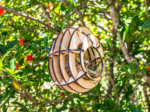 diy garden projects - wood birdhouse