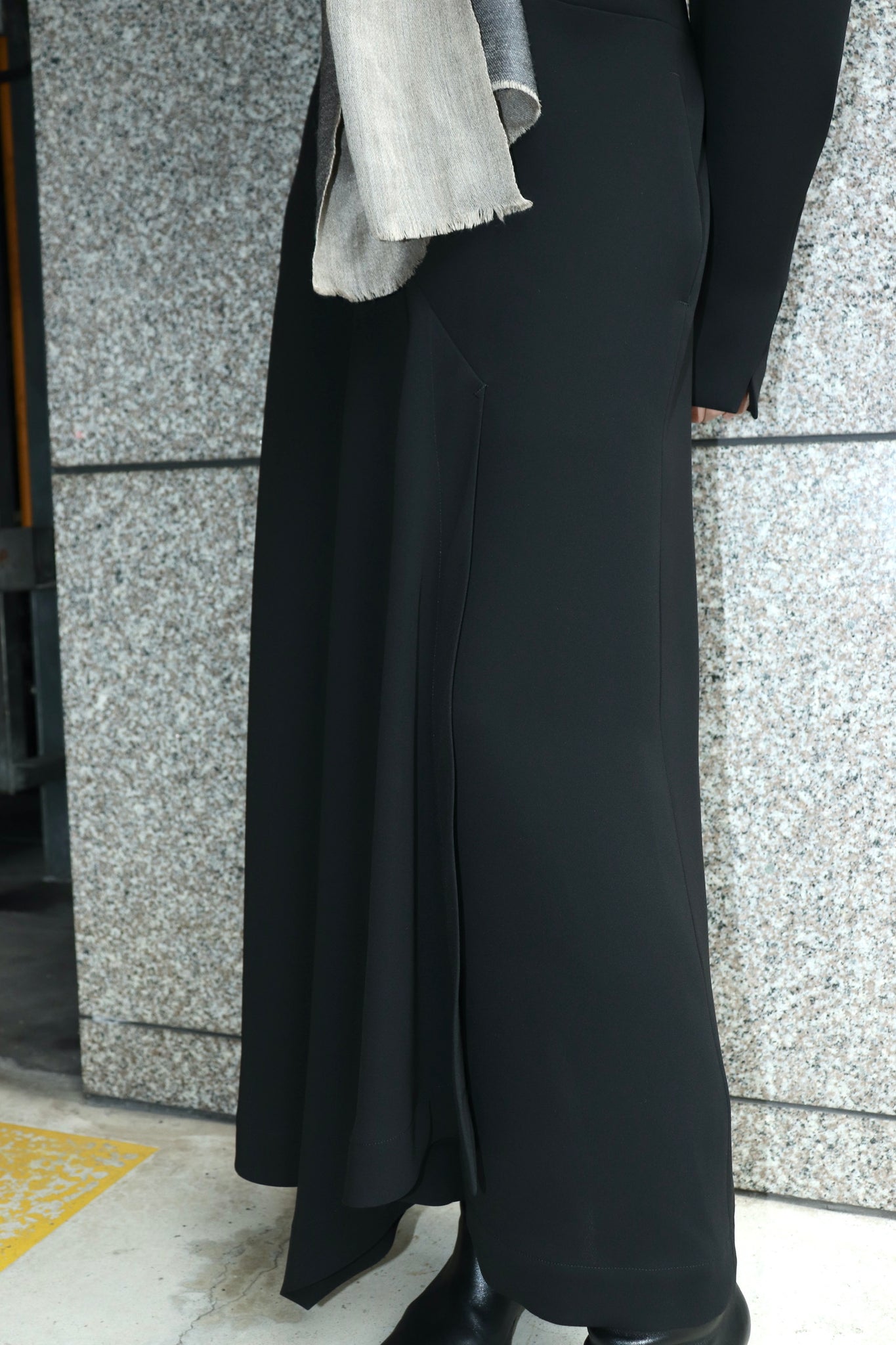 AKIKOAOKI's 22AW Dona BLK wearing image