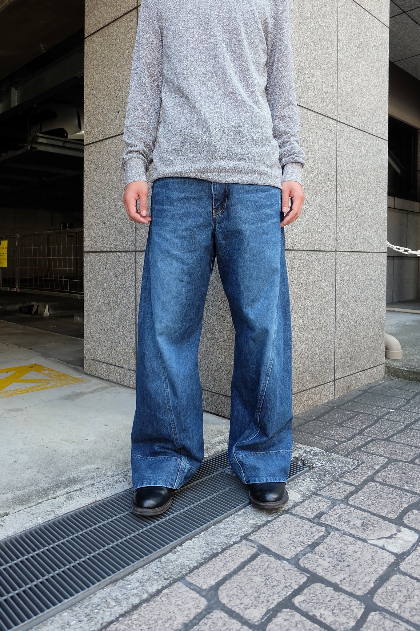 Styling image using Yuki 23aw Twisted Jeans