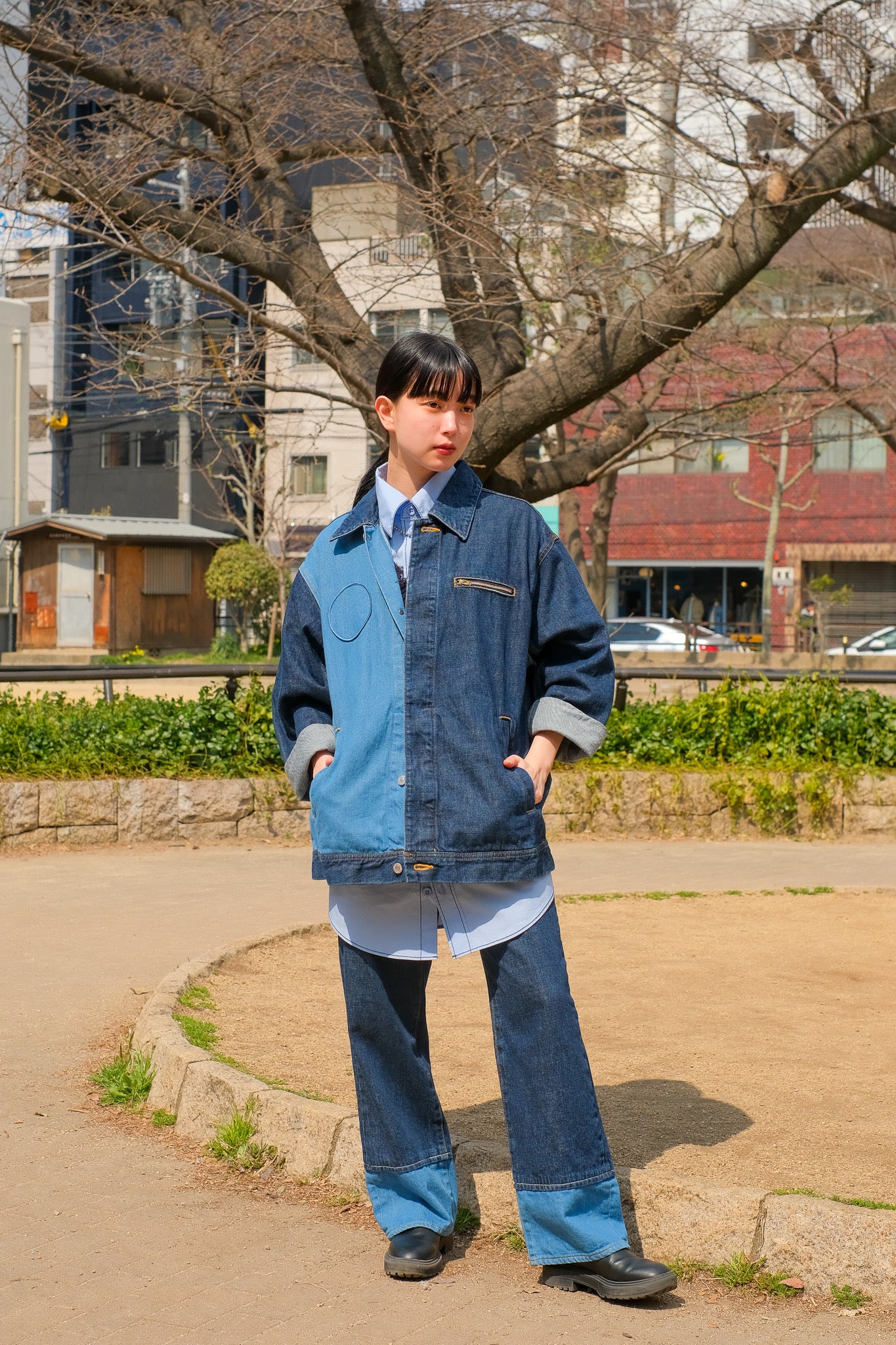 soduk 22SSのcircle patch denim jacketを使用したスタイリング画像