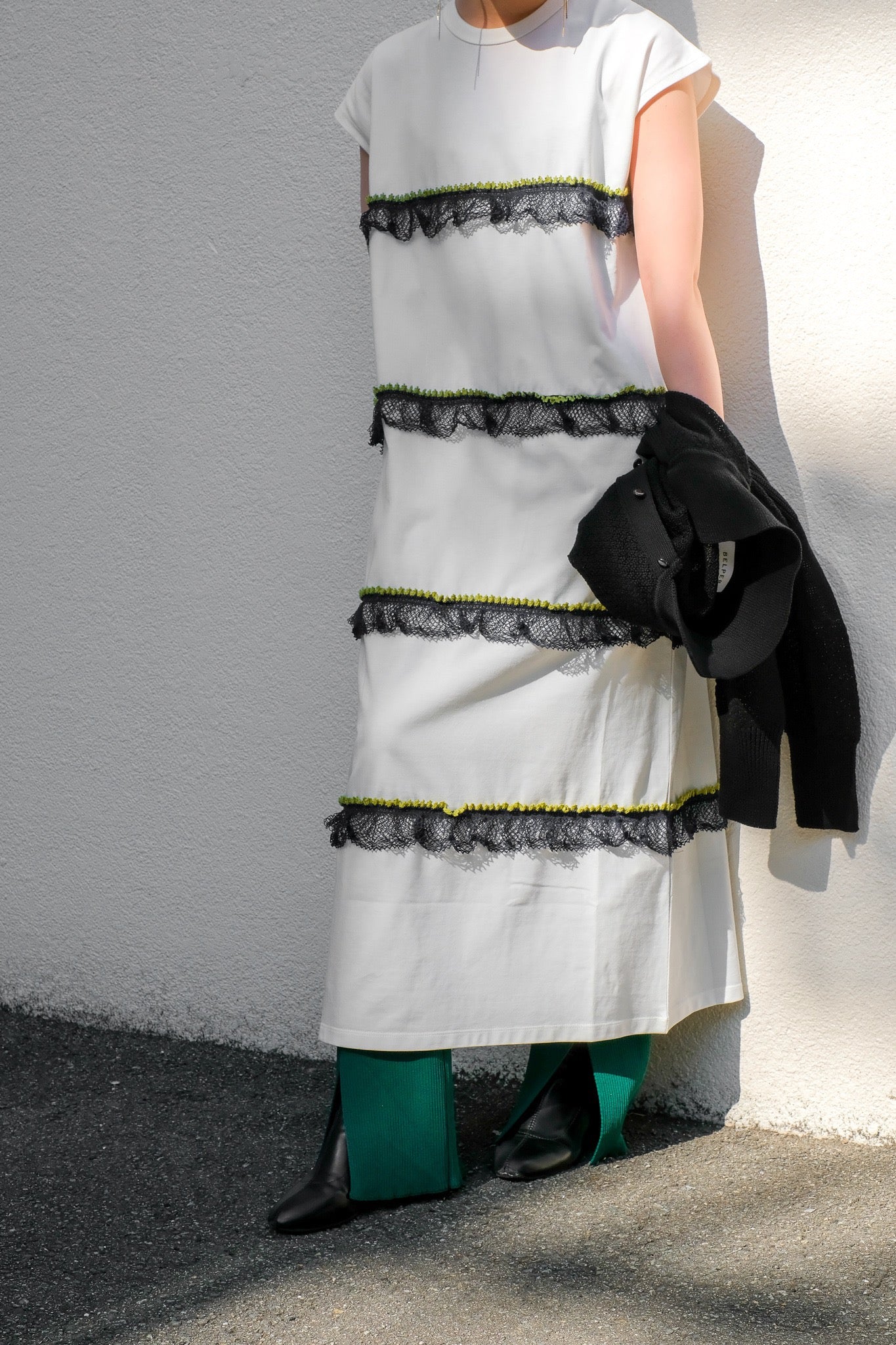 Images de style utilisant une robe de dentelle Tiit Tokyo 21SS