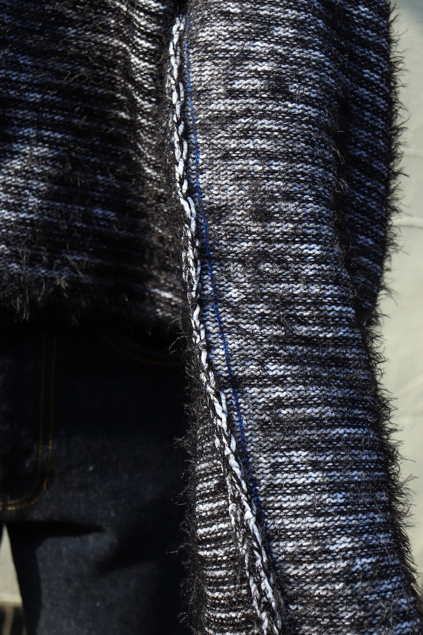 sodukの22AWのshaggy knit jumperの着用画像