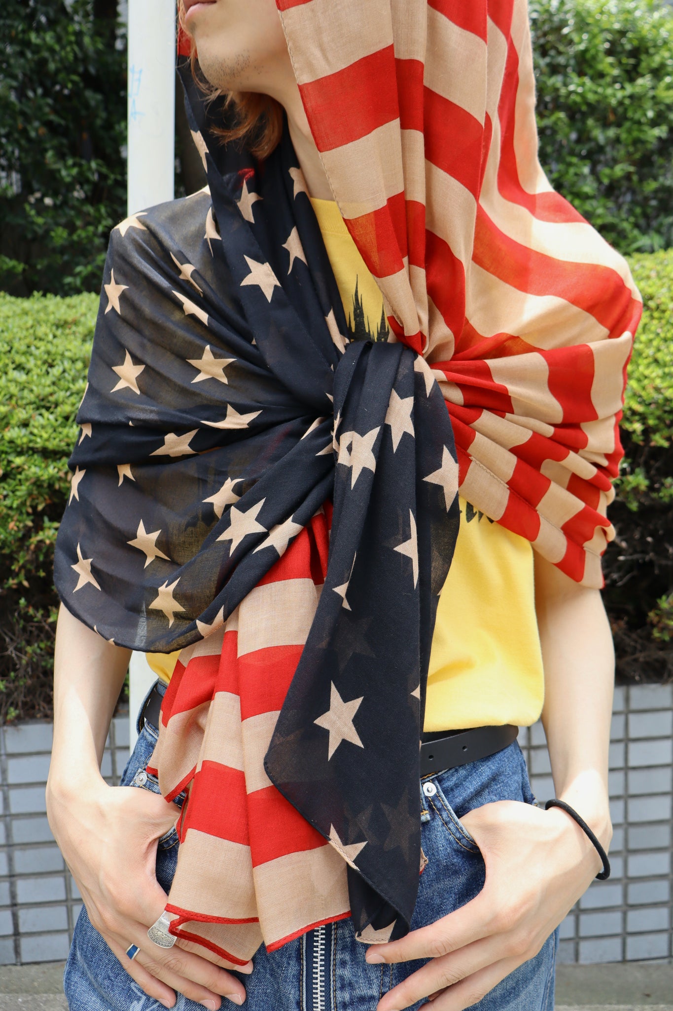 Styling image using masu 23aw flag scarf