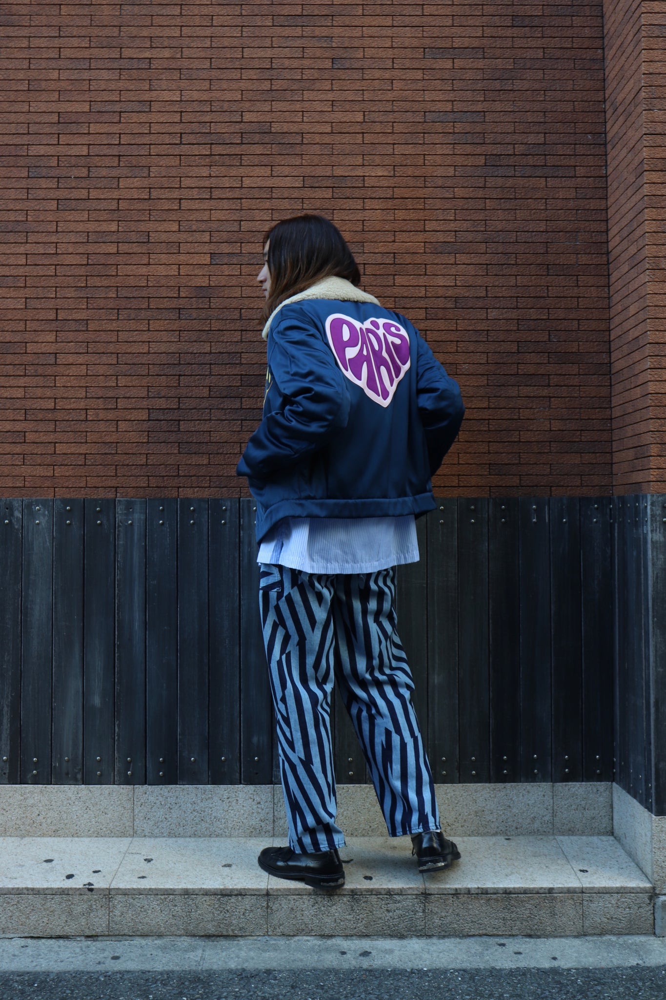 Kenzo Hearts Tour Jacketを使用したスタイリング画像