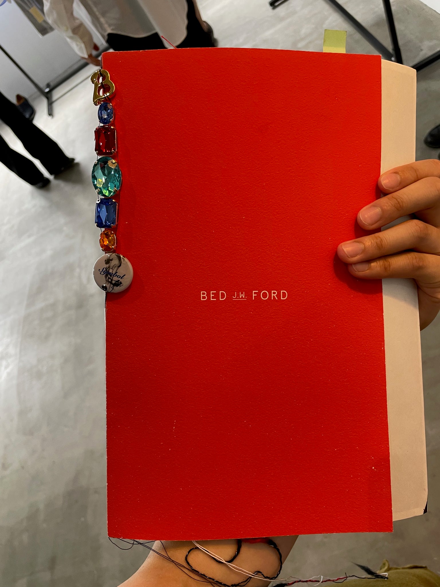 BED j.w. FORDの23SSの展示会でのオリジナルbook