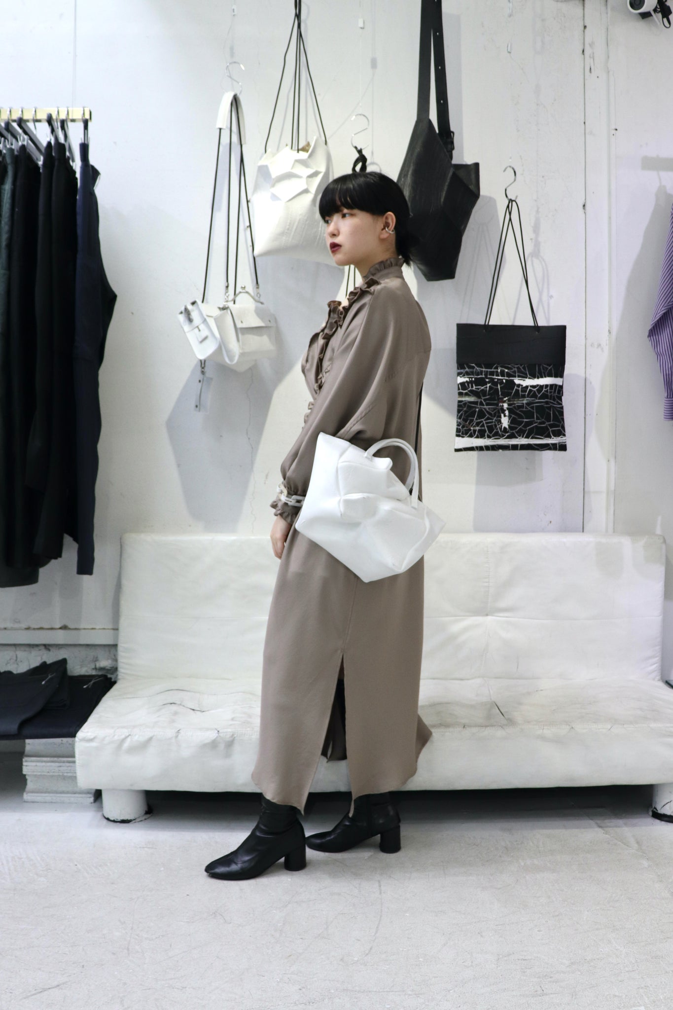 Image of Guna Shoulder Bag M in Kagari Yusuke's 21SS Collection