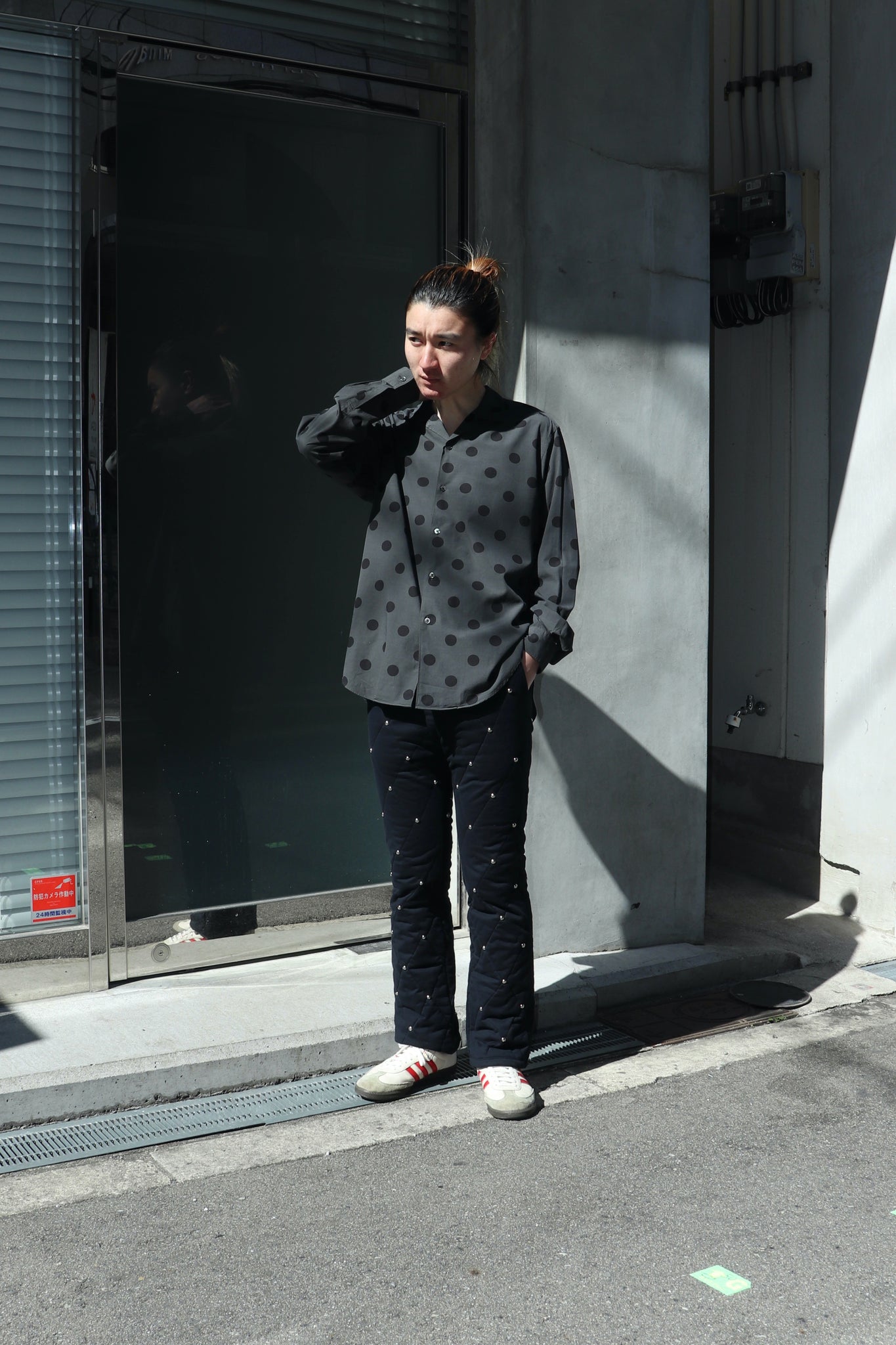 soe Overdye Dot Shirts(GRAY BLACK)を使用したスタイリング画像