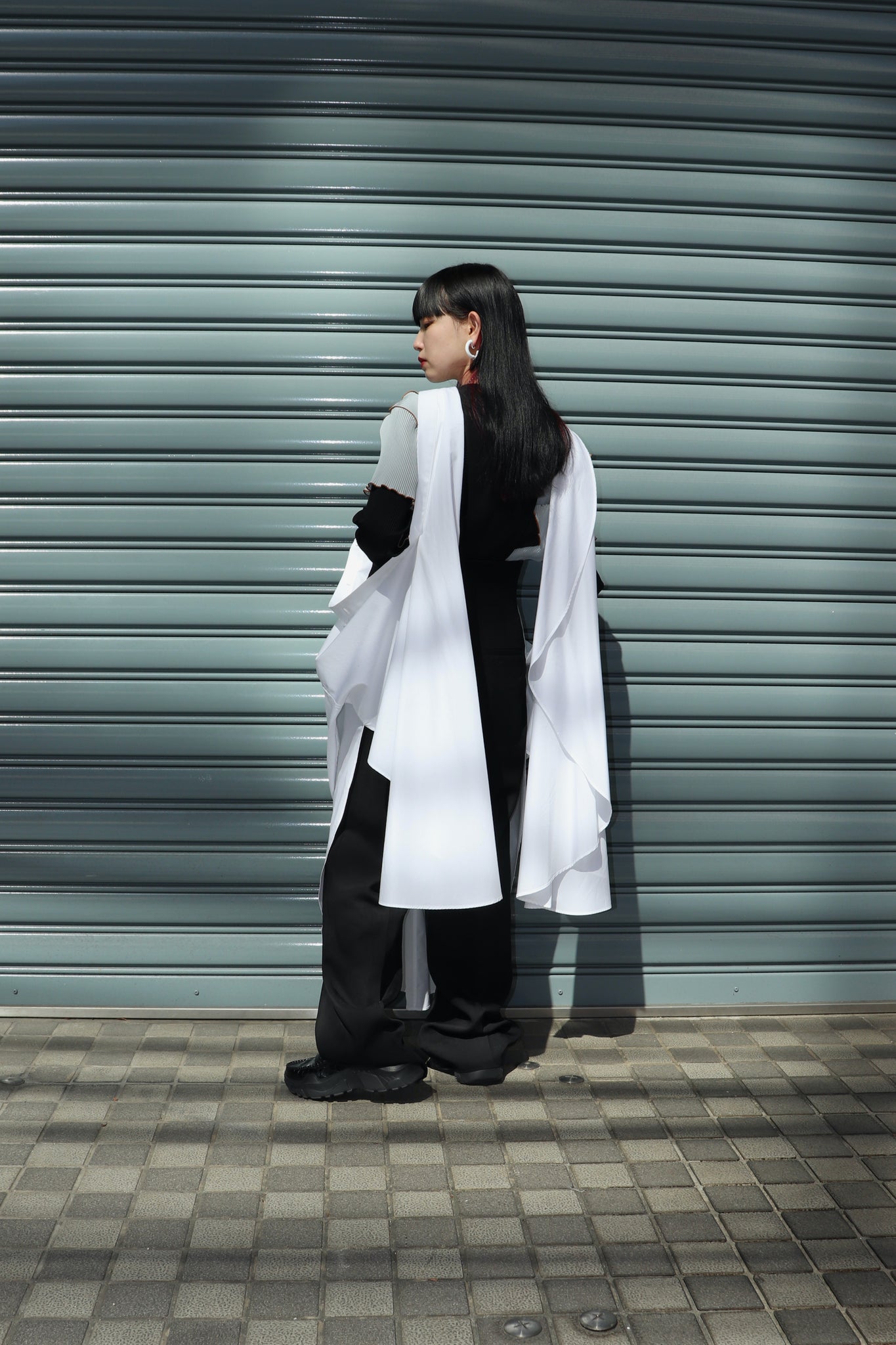 AKIKOAOKI 23ss 2way Shirt Dress 02 styling image