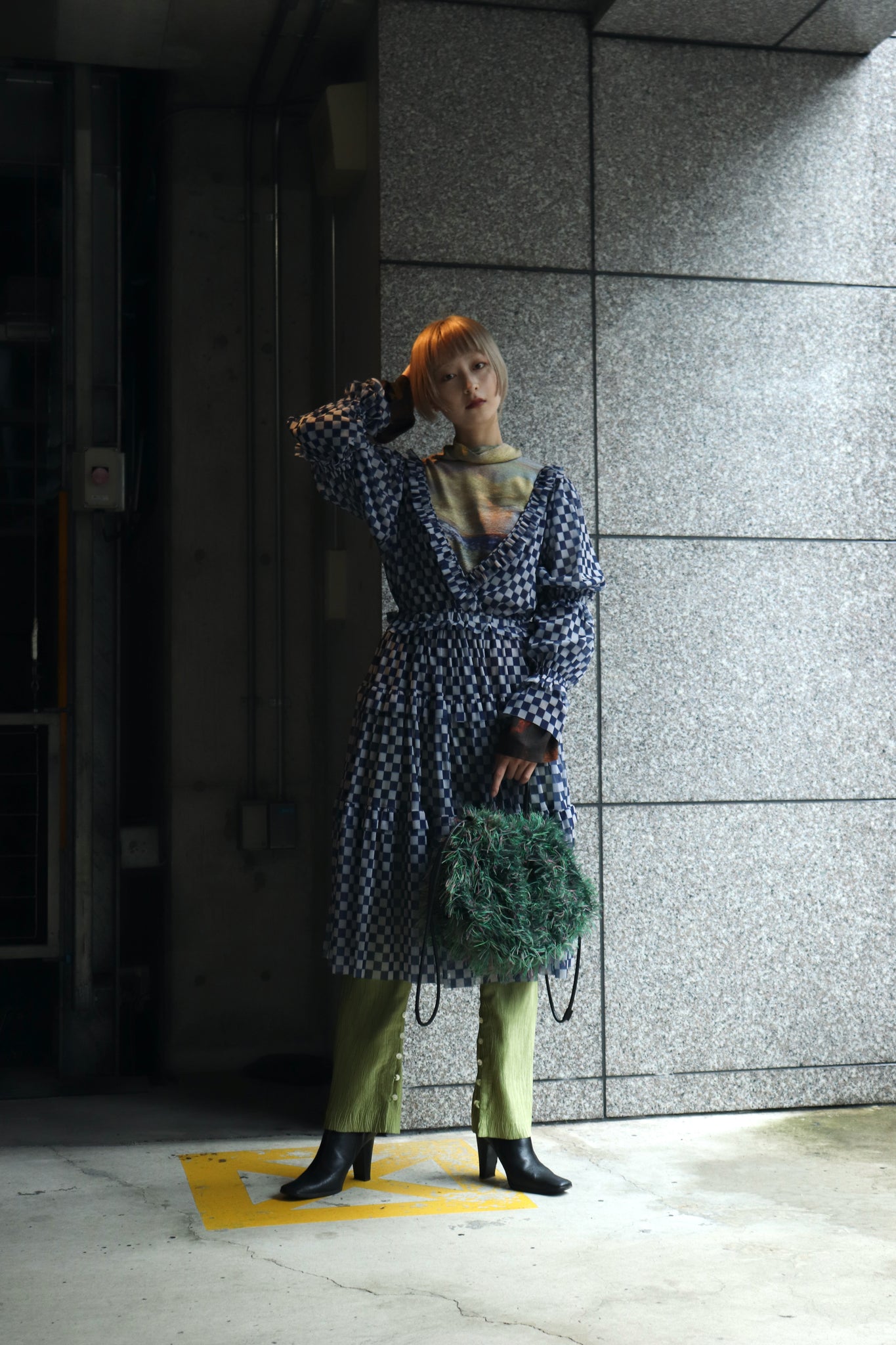 TIIT 20ss Panel Tule Dress Blue 36 and SHINYA's 22AW Landscape Landscape XS and Belper's 22SS PLEATED PANTS GRN 1 and LastFrame's Shaggy Kinchaku Bag Med IUM's GRN M worn image