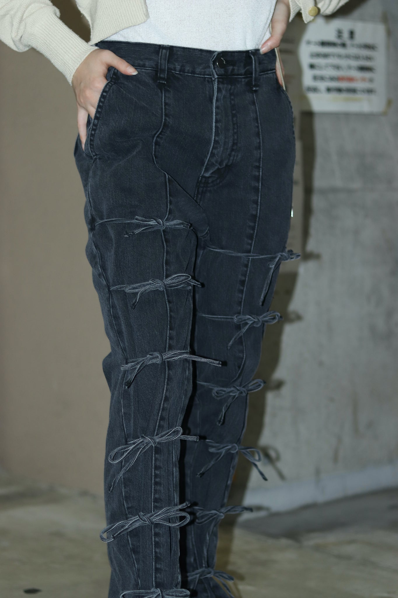 BELPER 21AW STRINGS DENIM PANTSを使用したスタイリング画像