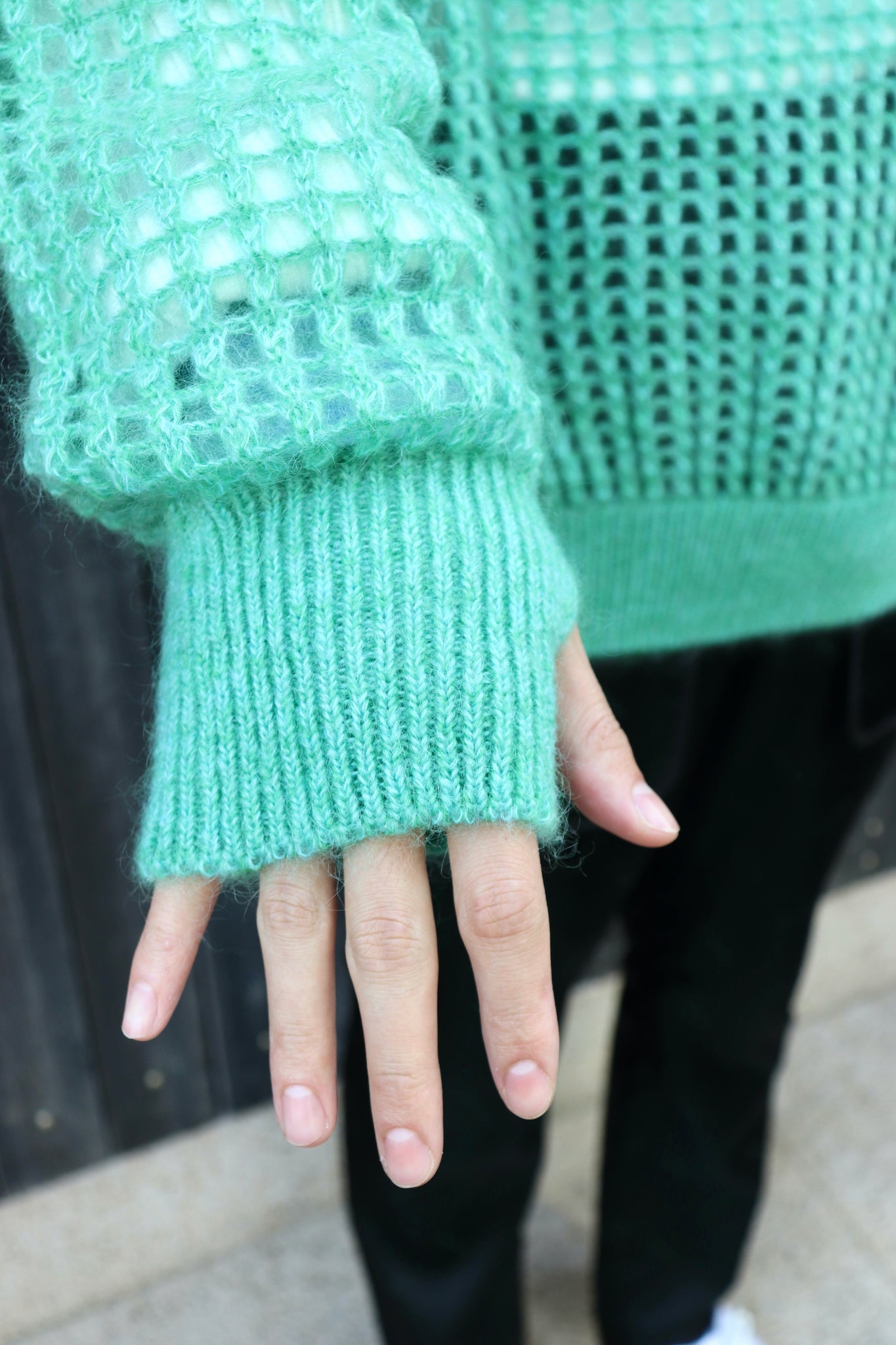 JOHN MASON SMITH 22aw 5G MOHAIR GRID MESH CREW KNIT(GREENMIX)を使用したスタイリング画像