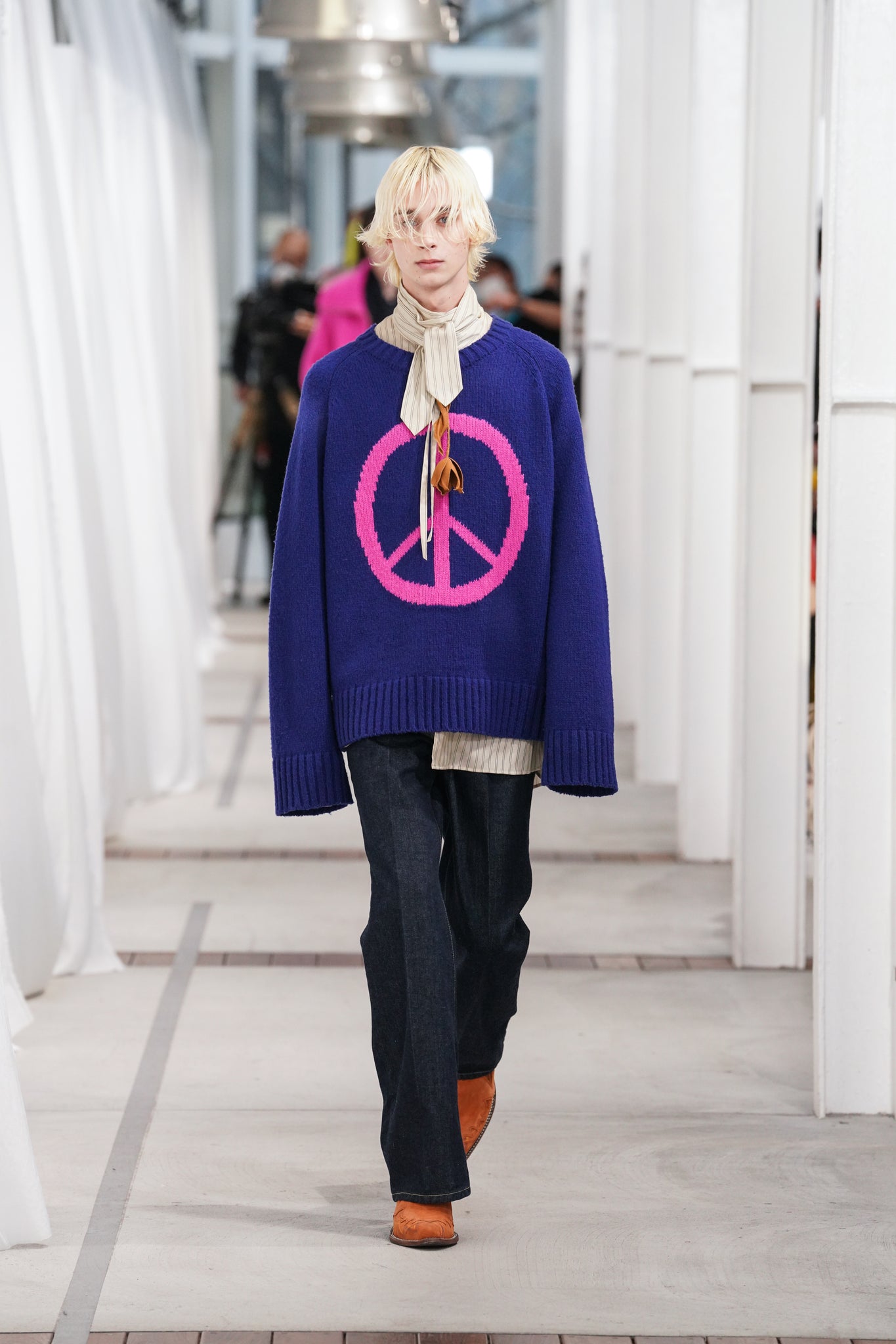 BED j.w. FORDの22awのpeace mark knitのlook