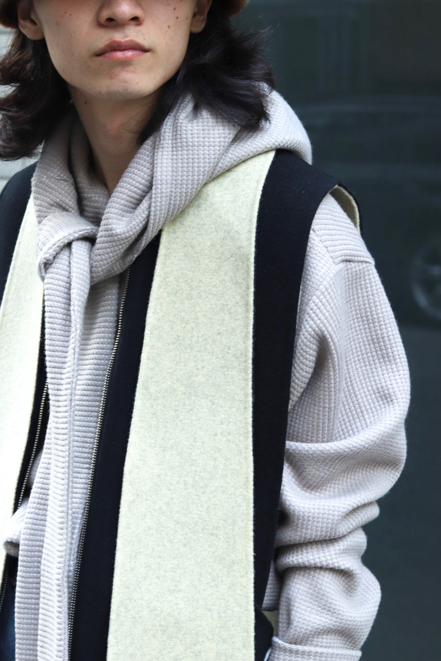 MASU(エムエーエスユー)のSCARF COLLAR VEST BLACKの通販｜PALETTE art