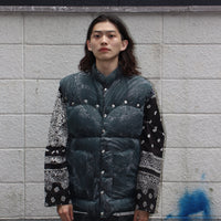 MASU(エムエーエスユー)のMARBLE BANDANA PUFFER VEST BLACK(ダウン