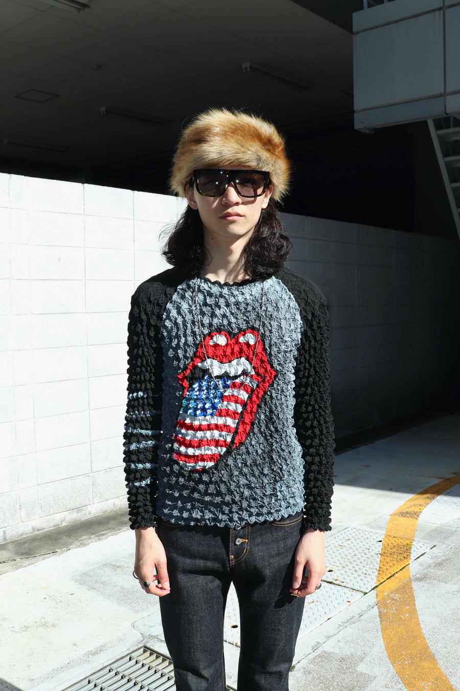 MASU(エムエーエスユー)の“LIPS AND TONGUE” POPCORN RAGLAN L/S T