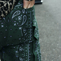 TOGA VIRILIS(トーガ ビリリース)のPaisley jacquard pants GREENの