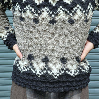 MASU(エムエーエスユー)のPOPCORN NORDIC SWEATER MOCHAの通販