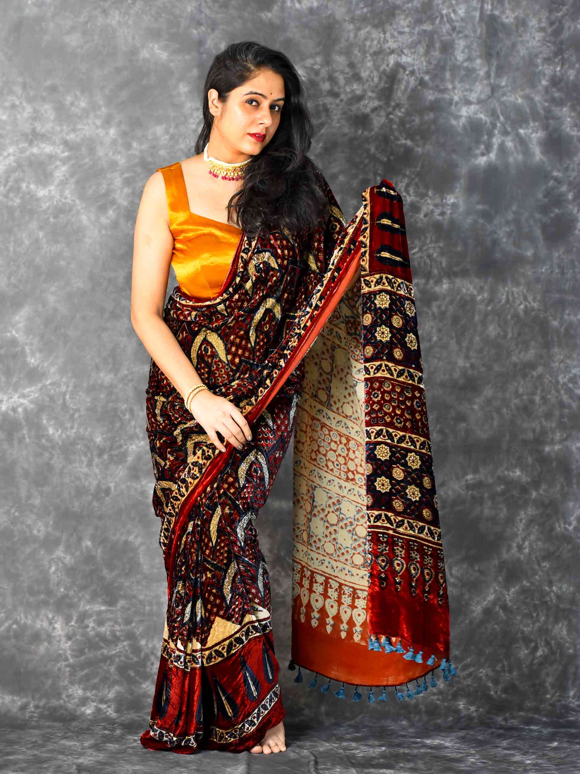 Veesha Maroon with Green Leaf Art Silk Indian Saree Sari Wrap Bellydance Fabric SRIIMUMTAZ