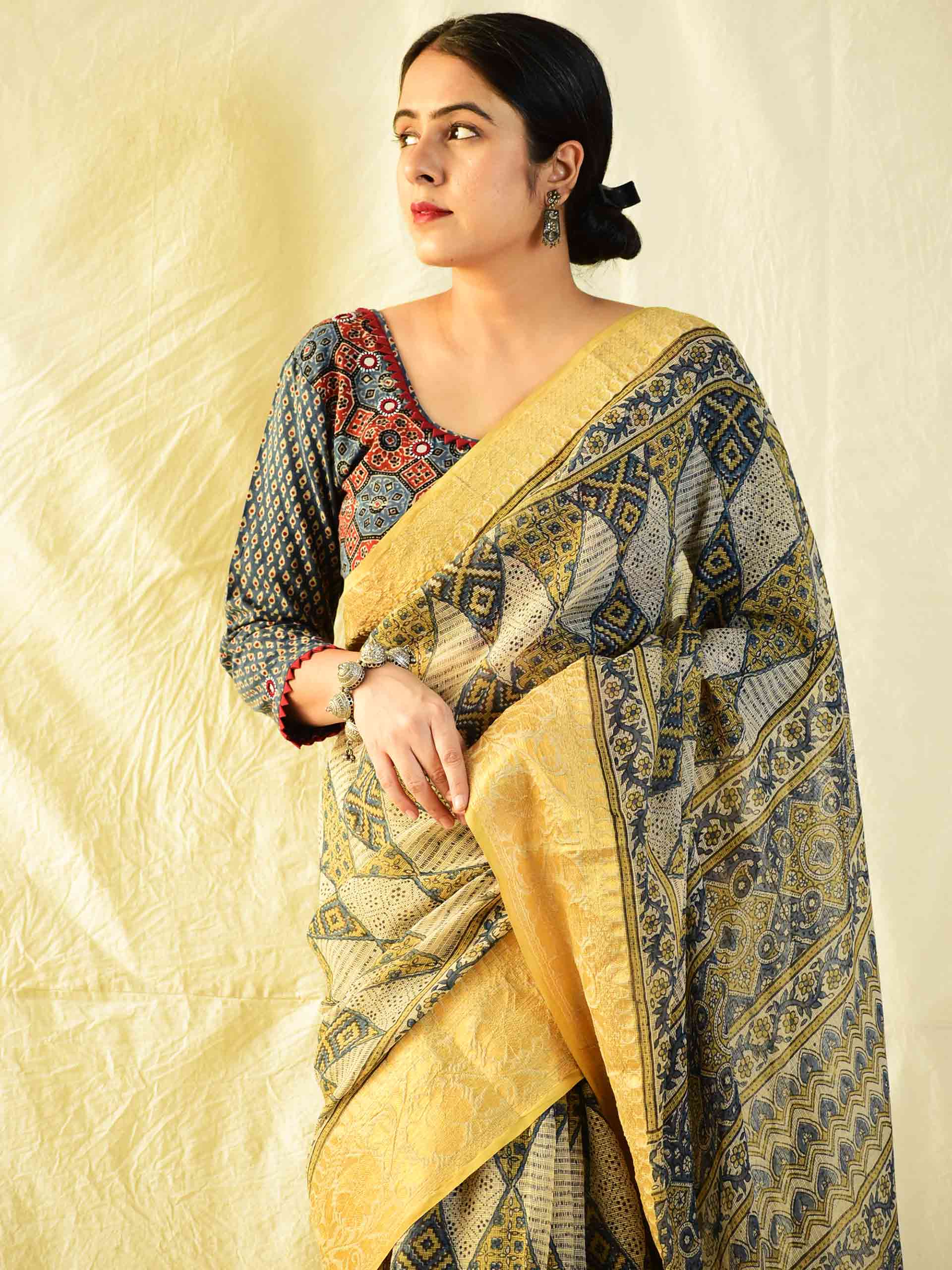 Seven seas - Handloom zari striped embroidered saree