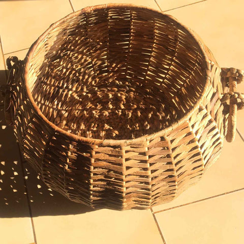 Keeping-the-Wicker-basket-in-the-sun