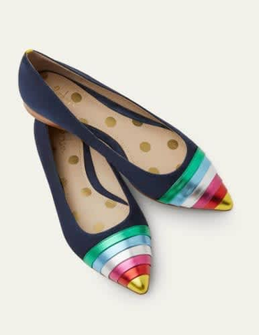Pretty Shoes for Graduation - get yourself some color!